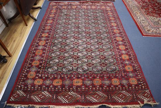 A Bokhara carpet 282 x 186cm